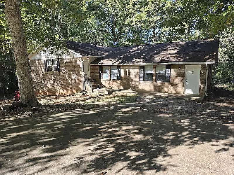143 Massey Ln #1