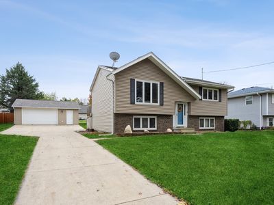 5189 Walnut Dr, Pleasant Hill, IA, 50327