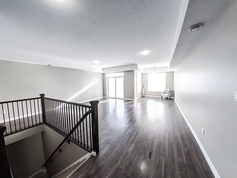 176 Elizabeth St #EXECUTIVE — Photo 7
