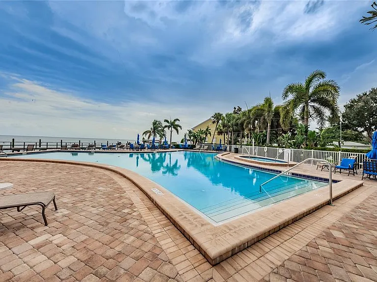 5004 Starfish Dr SE #F — Photo 30
