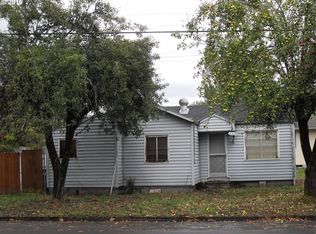 1319 8th St, Springfield, OR 97477