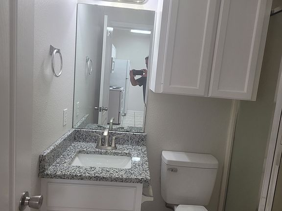 5th image of 13958 Fortuna Bay Dr APT E