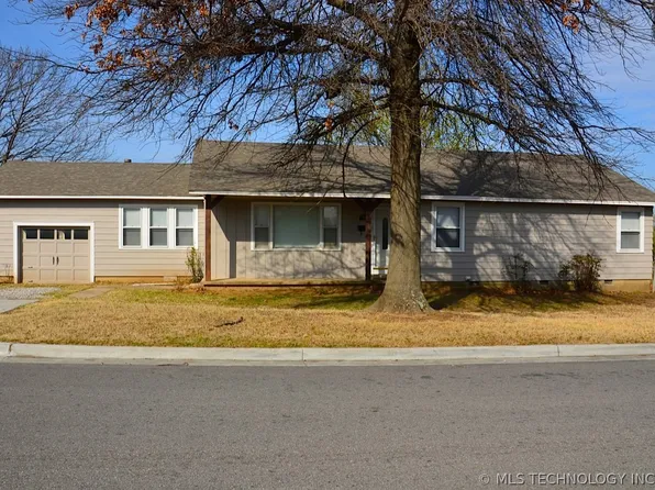 726 S Apple St, Sapulpa, OK 74066