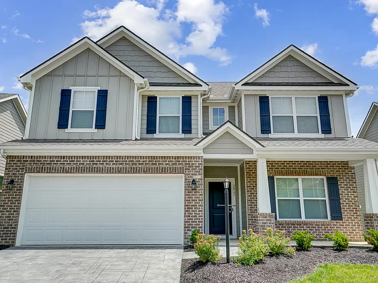 2847 Greenridge Cir — Photo 1
