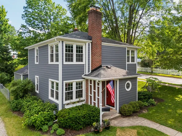 1107 Arborview Blvd, Ann Arbor, MI 48103