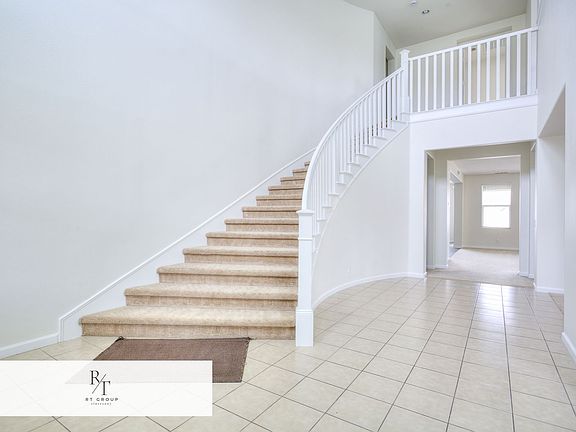 4th image of 10860 Portofino Ln