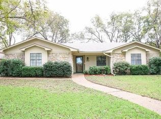 7215 Westover Dr, Granbury, TX 76049