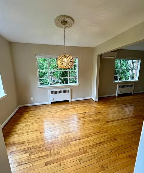 2169 NW Irving St #10 — Photo 3