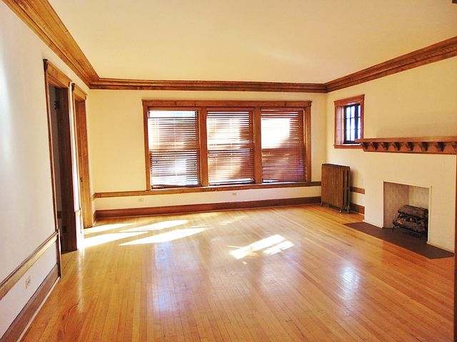 1st image of 5316 S Greenwood Ave APT 1