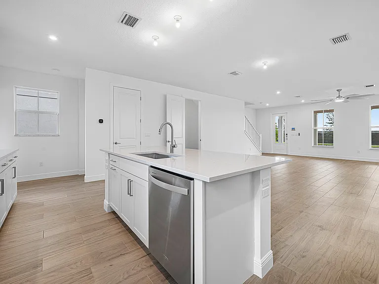 10720 SW Pioneer Pkwy — Photo 45