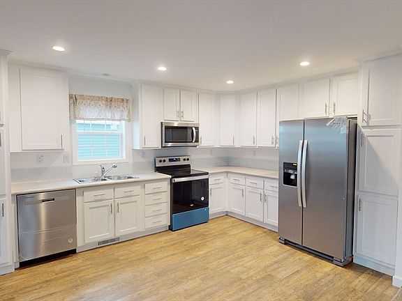 5th image of 156 Nijal Ct