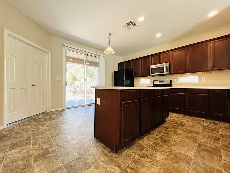 8744 Salvestrin Point Ave — Photo 8