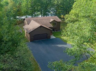 6003 Redpine Ln, Rhinelander, WI 54501