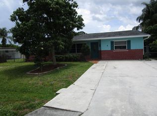 1994 SE Washington St, Stuart, FL 34997