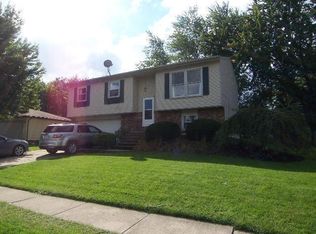 2206 Eisenhower Ave, Valparaiso, IN 46383
