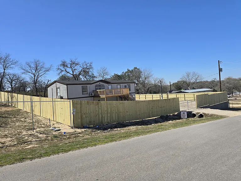 145 Sandy Ridge Dr — Photo 9