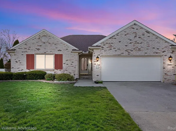 14601 Lyons St, Livonia, MI 48154