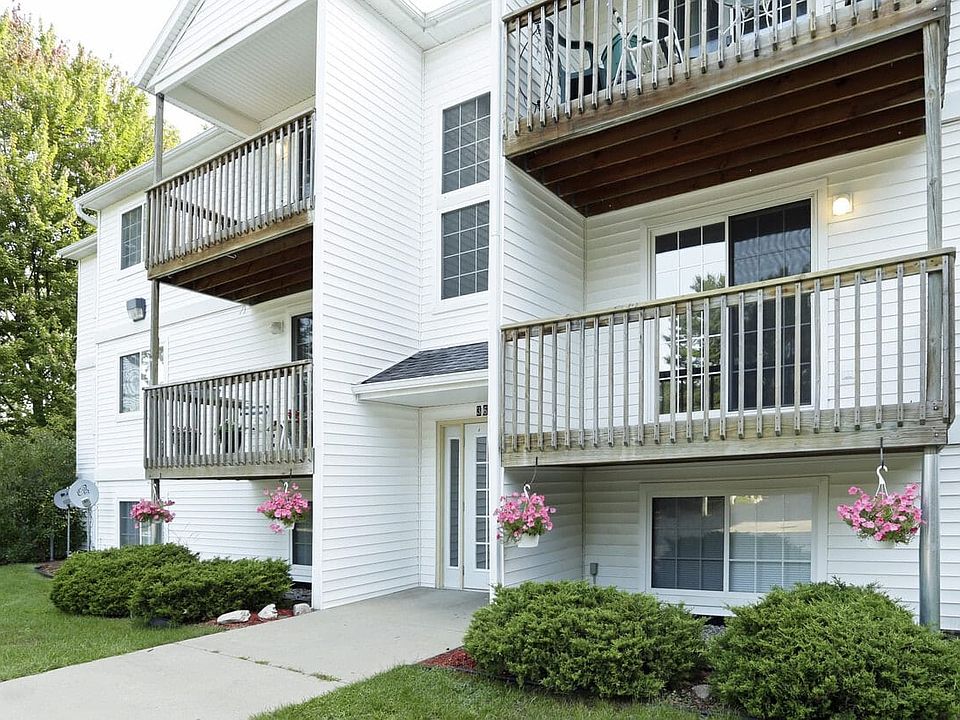 1st image of 3614 Pine Oak Ave SW APT 103