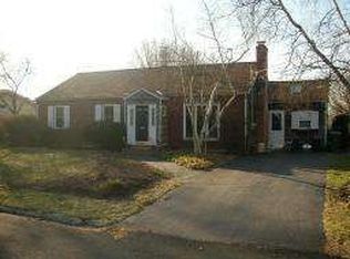 702 Rugby Rd, Phillipsburg, NJ 08865