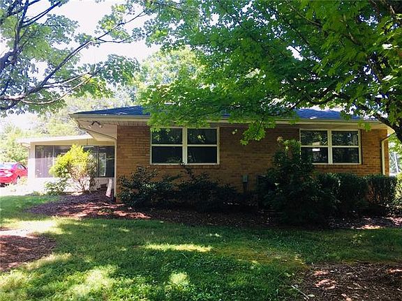 2nd image of 2211 Wilkesboro Blvd