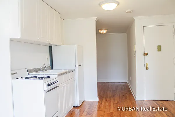 Rented by Urban Real Estate Inc | media 16