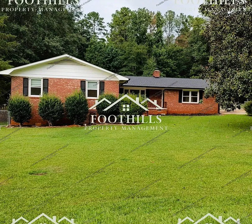 202 Wedgewood Dr