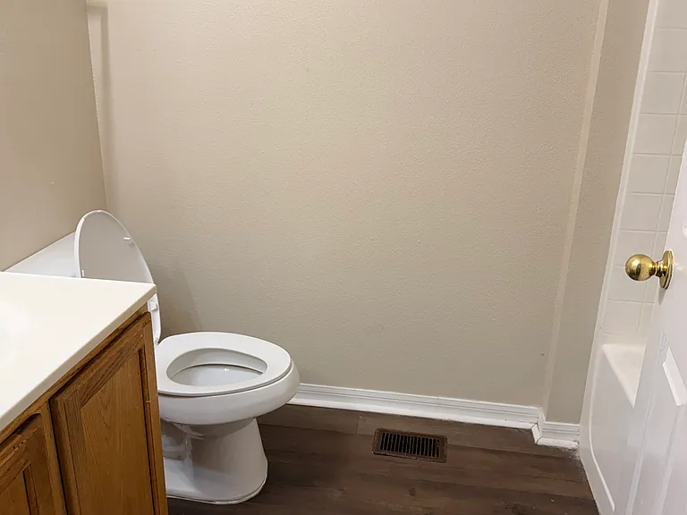 9963 Ashburn Lake Dr — Photo 14