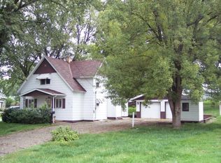 402 S 11th St, Dunlap, IA 51529