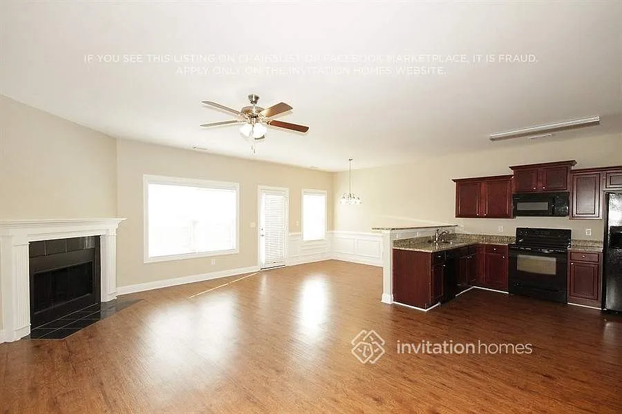 5215 Cactus Cove Ln Buford, GA 30519 — Photo 3