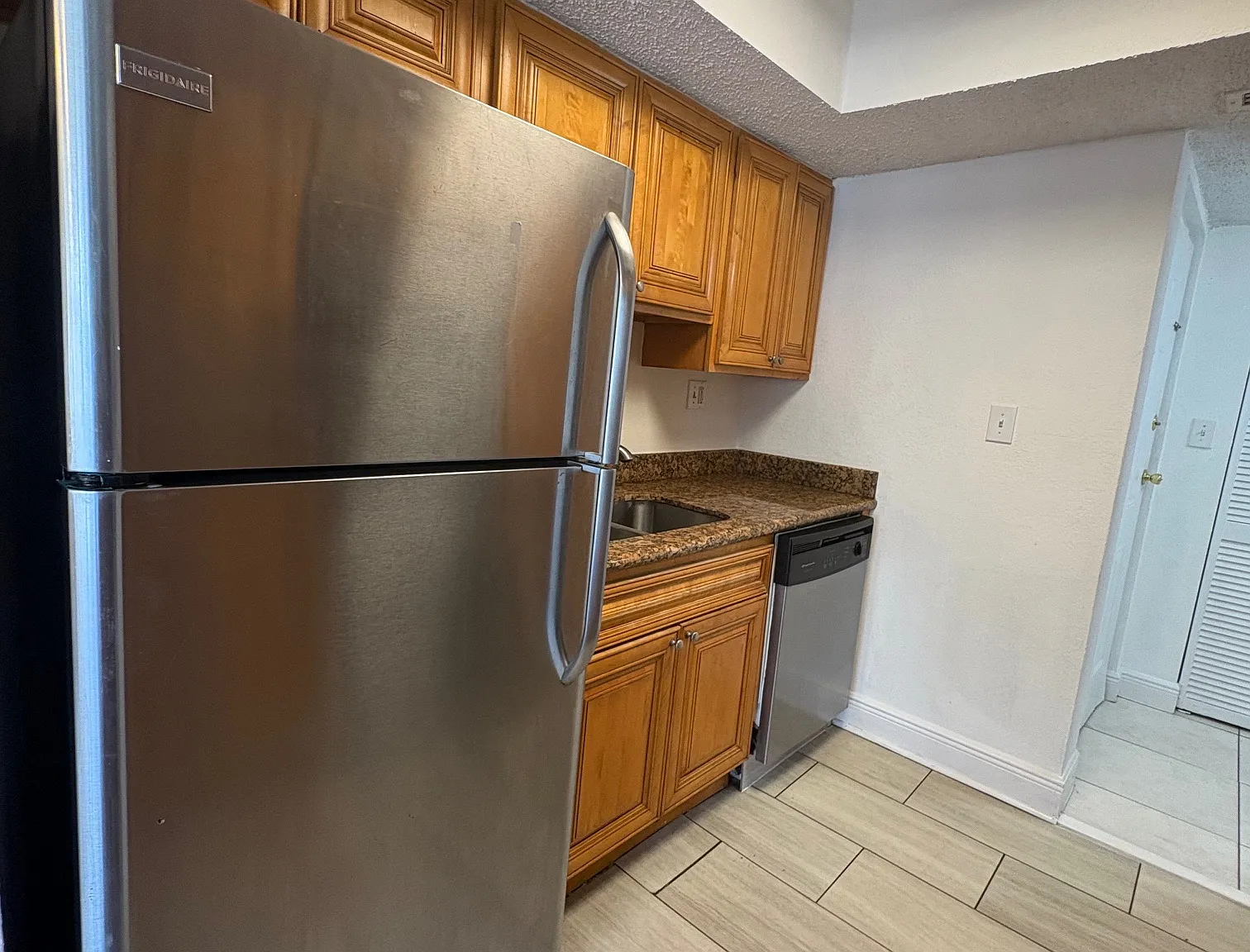 4815 S Texas Ave — Photo 4