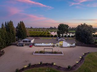 11735 E Santa Ana Ave, Clovis, CA 93619