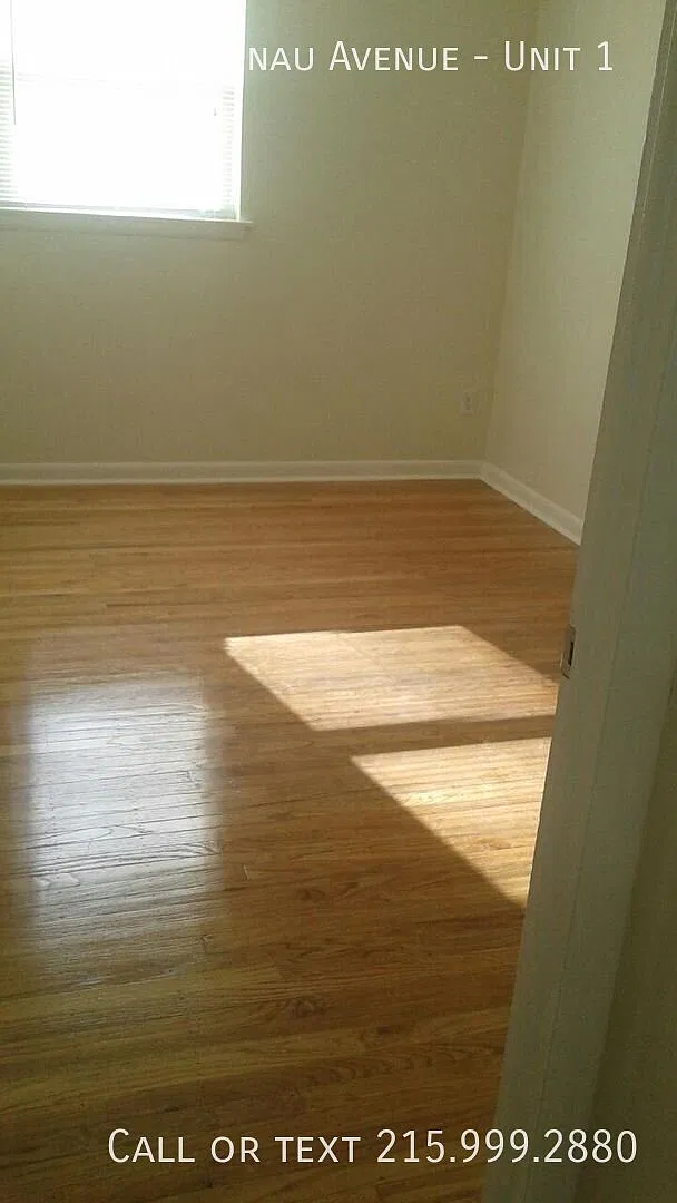 Two bedroom apartment in Wynnfield Heights! — Photo 1