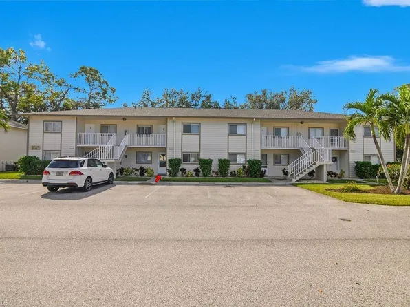 2360 Naples Trace Cir 2, Naples, FL 34109