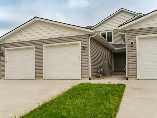 1073 Century Village Ln NE, Rochester, MN 55906