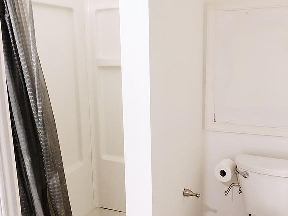 5th image of 3426 Brandywine St #4B2B