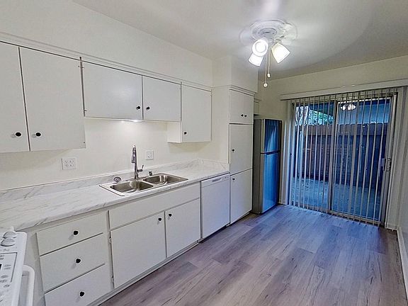 2nd image of 1147 W Memory Ln APT 5A