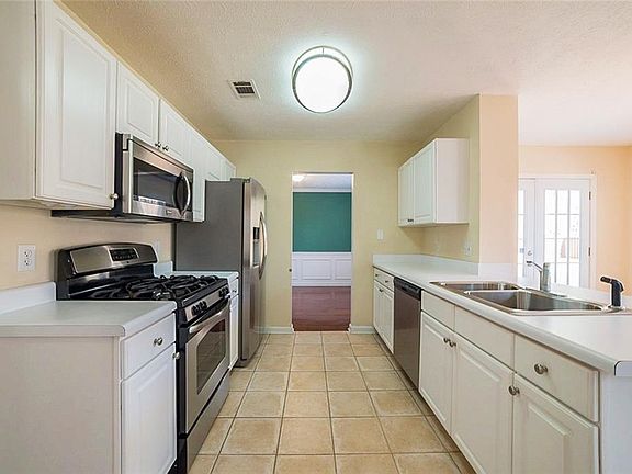 2nd image of 1049 Dominion Walk Dr