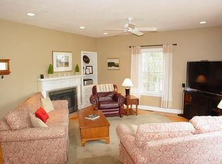 233 Central St, North Reading, MA 01864