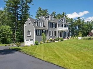 5 Christopher Ln, Hanson, MA 02341
