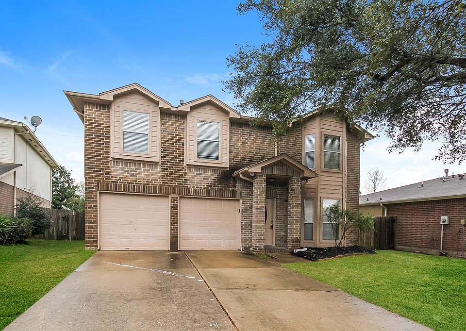 1st image of 18007 Heron Forest Ln