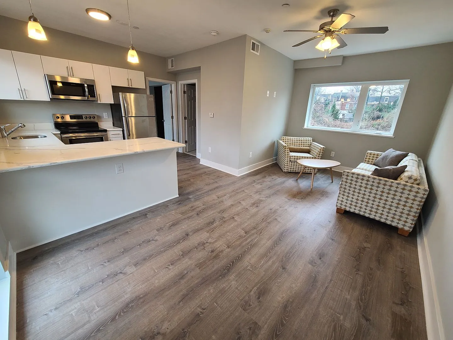 5524 Pulaski Avenue - 5 — Photo 1