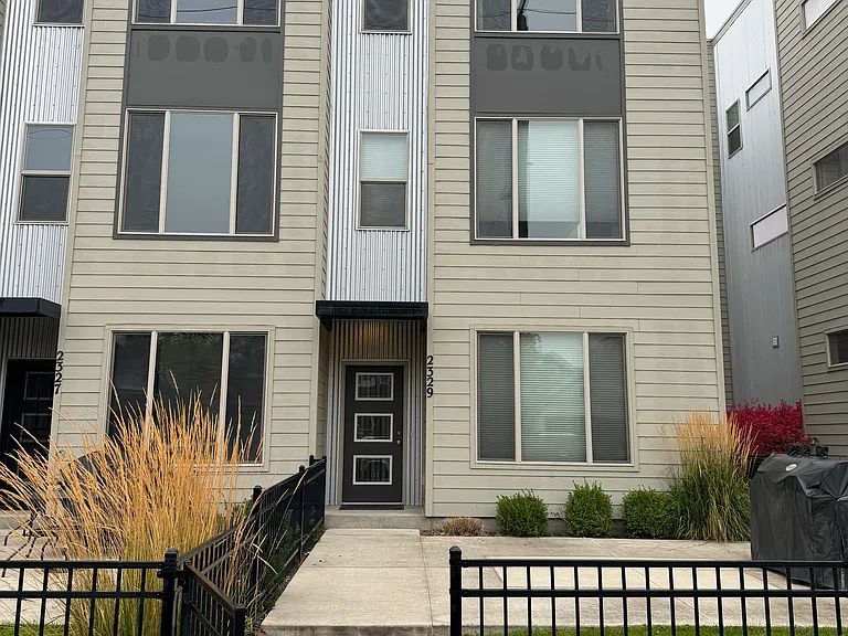 2329 W Bridge Ave — Photo 1