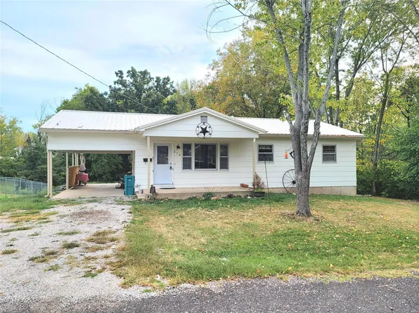 216 Oak St, Sullivan, MO 63080