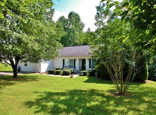 4405 Nohl Crest Ln, Flowery Branch, GA 30542