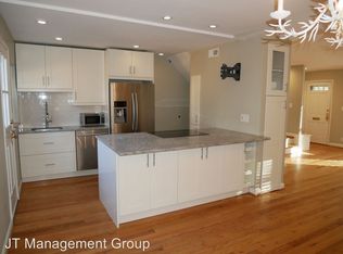 4105 32nd Rd S, Arlington, VA 22206