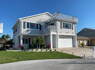 13820 Victor Ave, Hudson, FL 34667