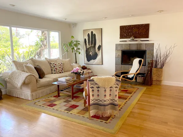 1097 Oceanic Dr, Encinitas, CA 92024