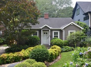 2112 Bay St, Charlotte, NC 28205