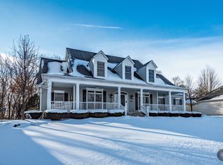 998 Pembridge Pl, Sugar Grove, IL 60554