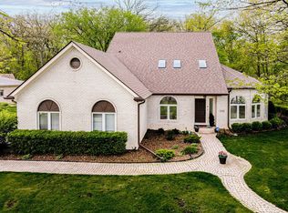 3208 E Buried Oak Dr, Crete, IL 60417